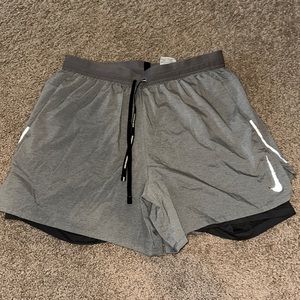 Men’s Nike Running shorts 5” inseam